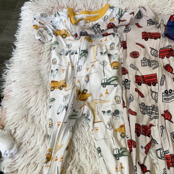 Zip up pjs bundle - Picture 2 of 4